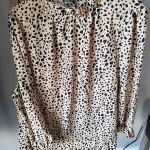 Ruffle trim blouse Cheetah  print size xl .